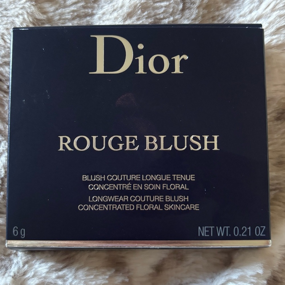 Dior Rouge makeup bundle 💄 - Picture 6 of 8